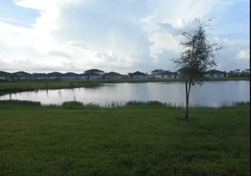 4231 Villa Rapallo Way - Photo 3 of 20