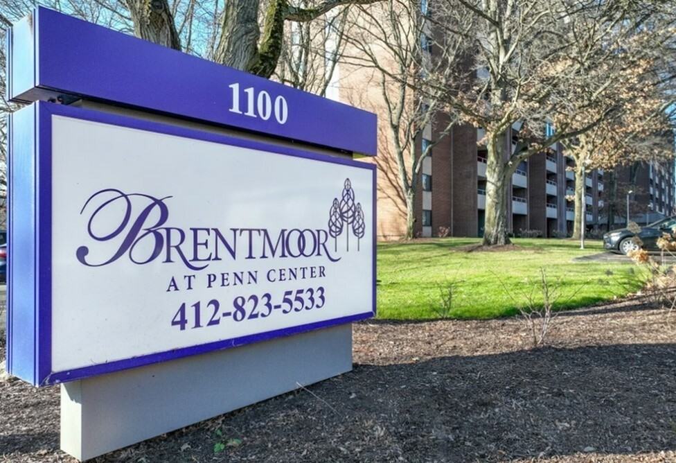 Brentmoor at Penn Center - Photo 6 of 37