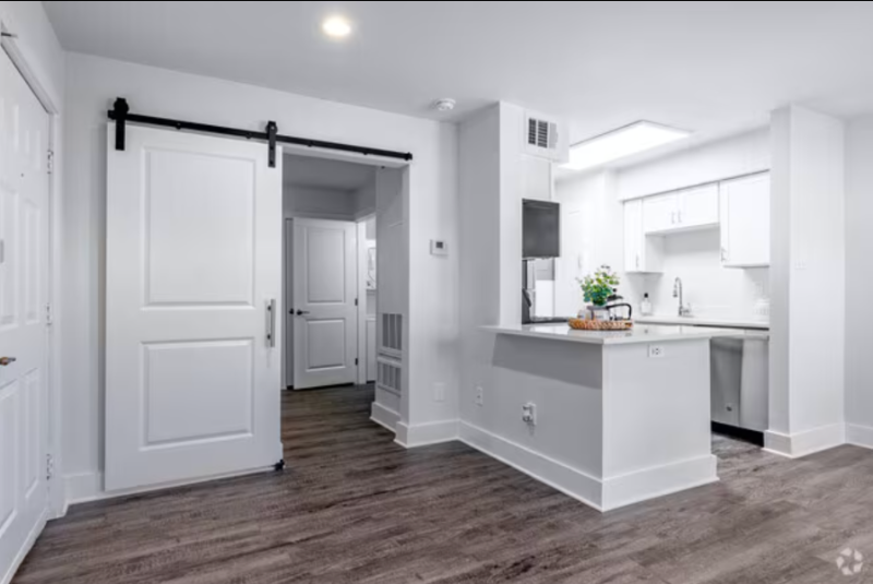 6776 Westcreek Dr #1314 - Photo 4 of 14