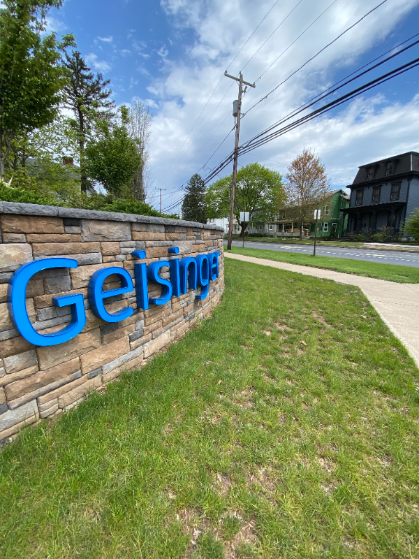 738 Bloom Rd #U102 - Photo 7 of 8