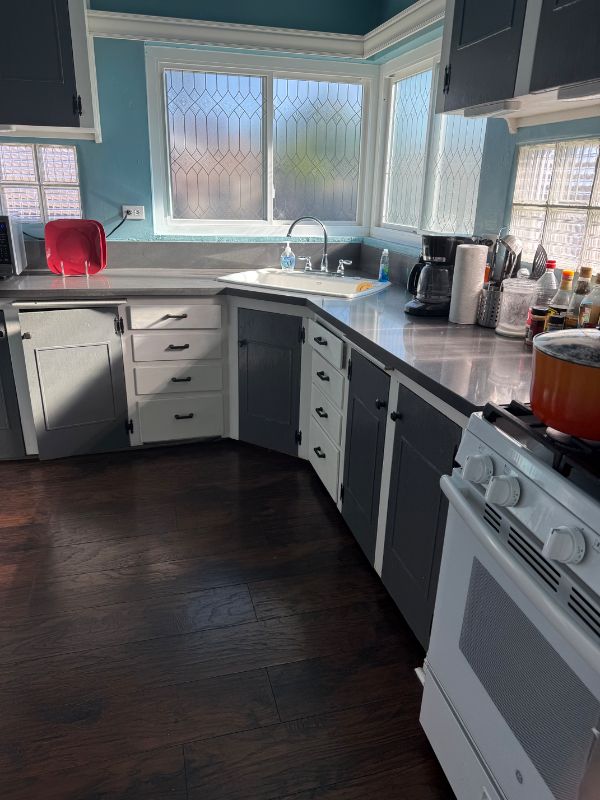 445 1/2 E Alisal Way - Photo 7 of 17