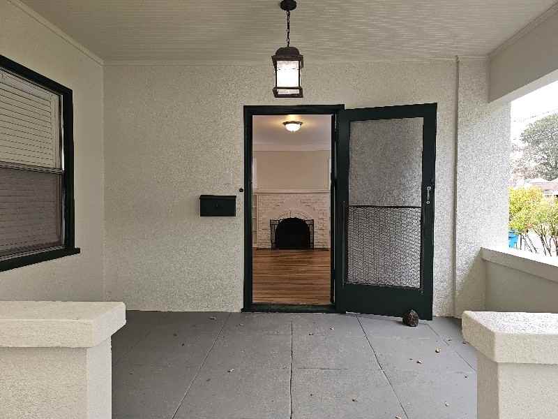 412 Lincoln St - Photo 2 of 19