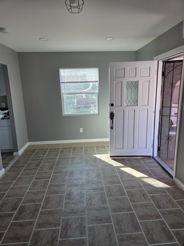 4010 3/4 Rockwood St #0-75 - Photo 3 of 19