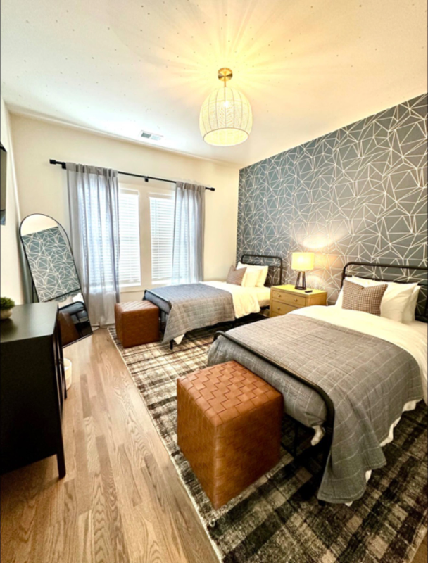 240 Laurel Ave Sw - Photo 5 of 16