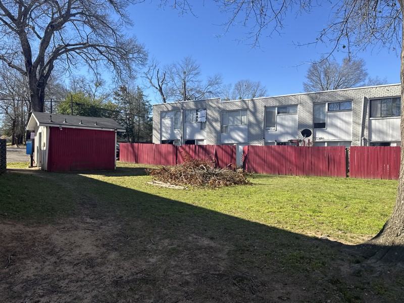 701 Canada St #2A - Photo 3 of 6