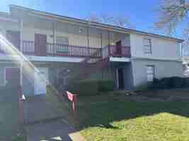 featured image of 701 Canada St #3A