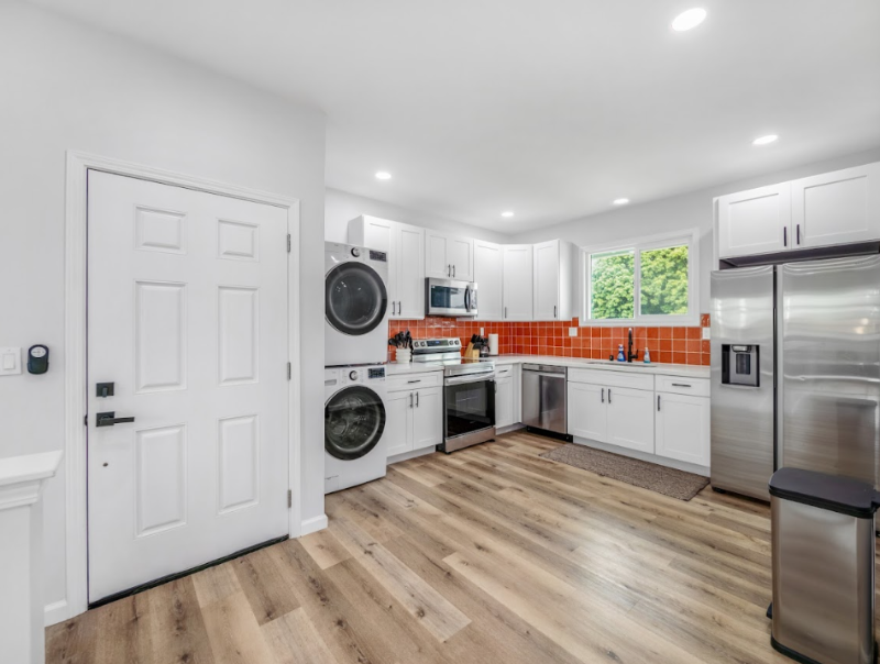 1576 California Ave #A1 - Photo 6 of 17