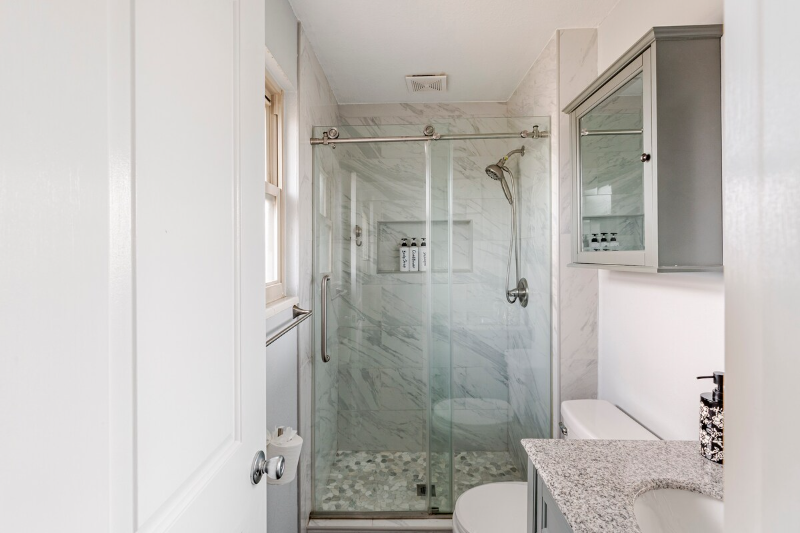 6129 Wolff St - Photo 4 of 19