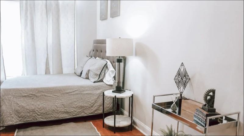 662 Bleecker St - Photo 4 of 13