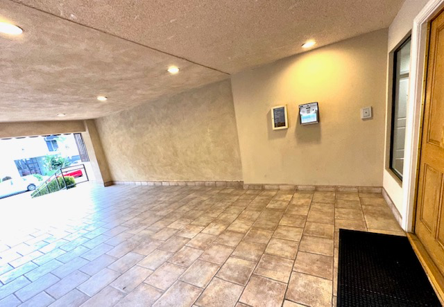 4521 Colbath Ave #103 - Photo 2 of 18