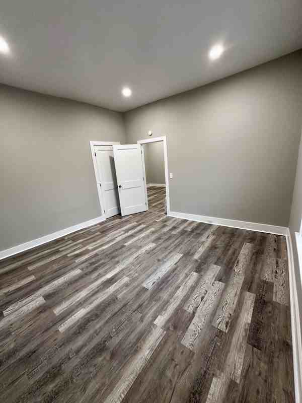 1208 Minnesota Ave - Photo 5 of 20