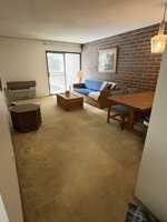 featured image of 2106 Kanawha Blvd E