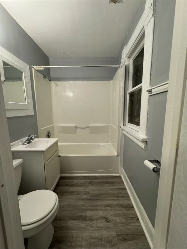 923 16th Ave - Photo 7 of 13