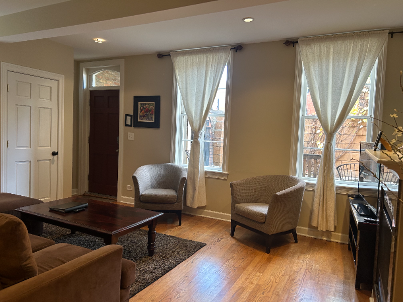 403 W Eugenie St #1F