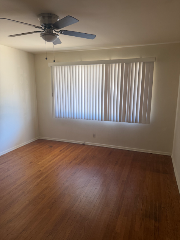 918 W Huntington Dr #C - Photo 3 of 7