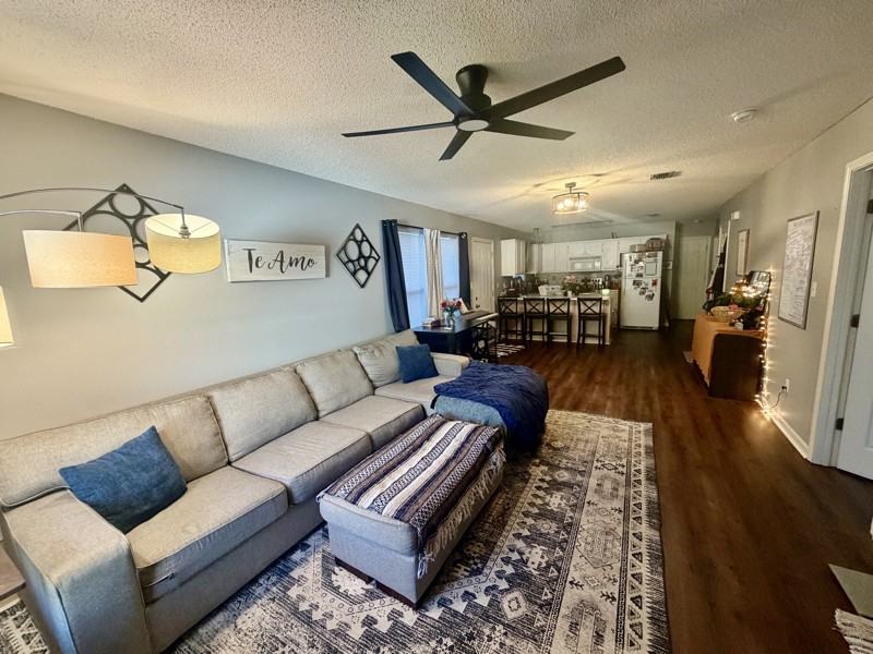 2751 Bay Club Dr - Photo 7 of 17