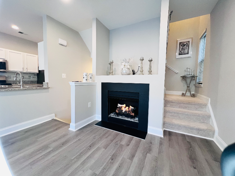 46375 Pryor Sq - Photo 3 of 16