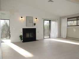 featured image of 10 Ridgedale Dr