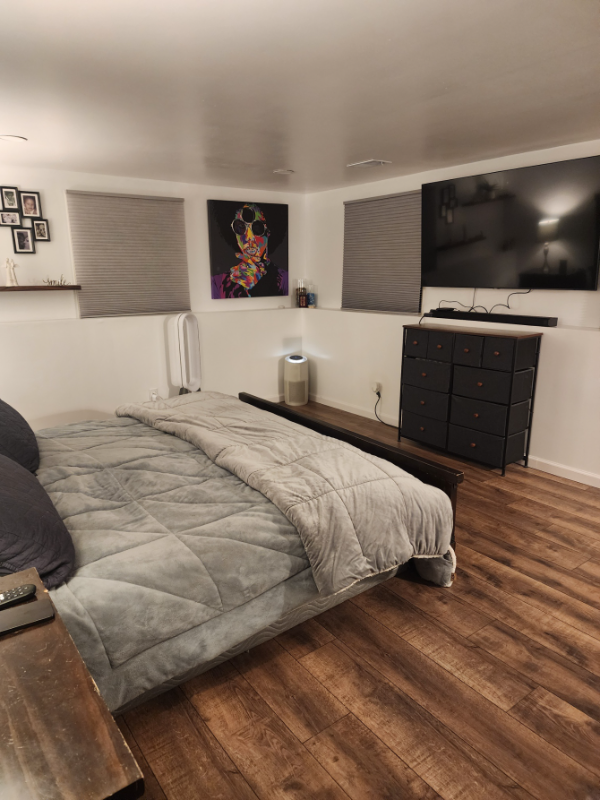 262 Jamestown Ter - Photo 3 of 19