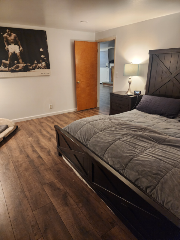 262 Jamestown Ter - Photo 6 of 19