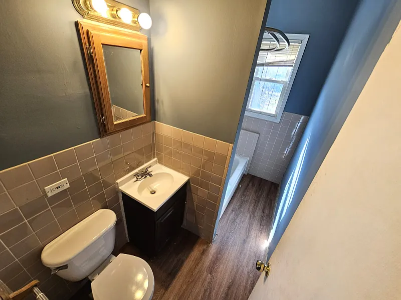 12026 S Union Ave - Photo 7 of 7