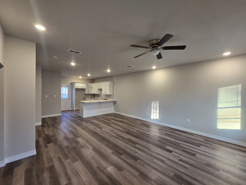 1215 Fairway Dr #100