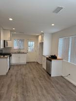 154 S Grand Oaks Ave - Photo 1 of 1