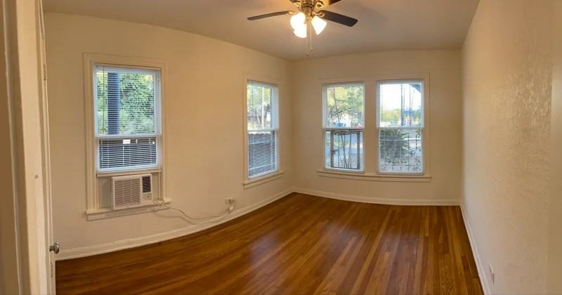 401 W Lynwood Ave #2 - Photo 5 of 9