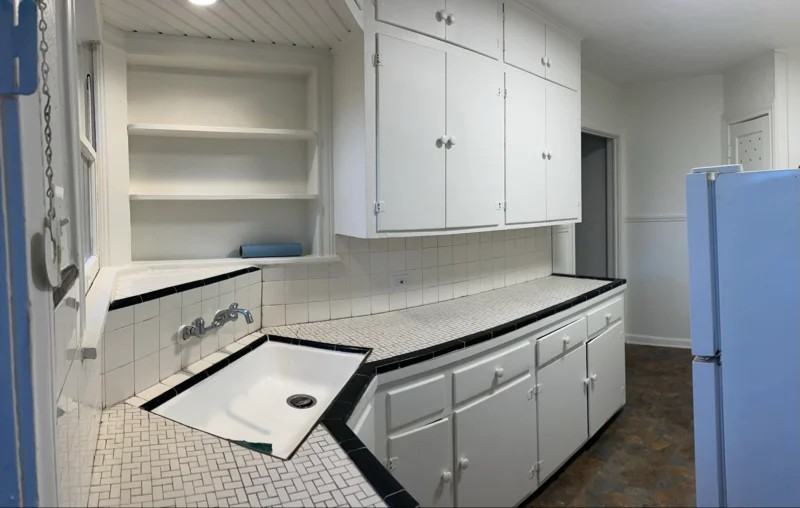 401 W Lynwood Ave #2 - Photo 7 of 9