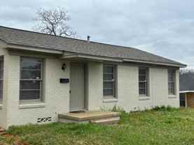 1118 Woodley St - Photo 1 of 1