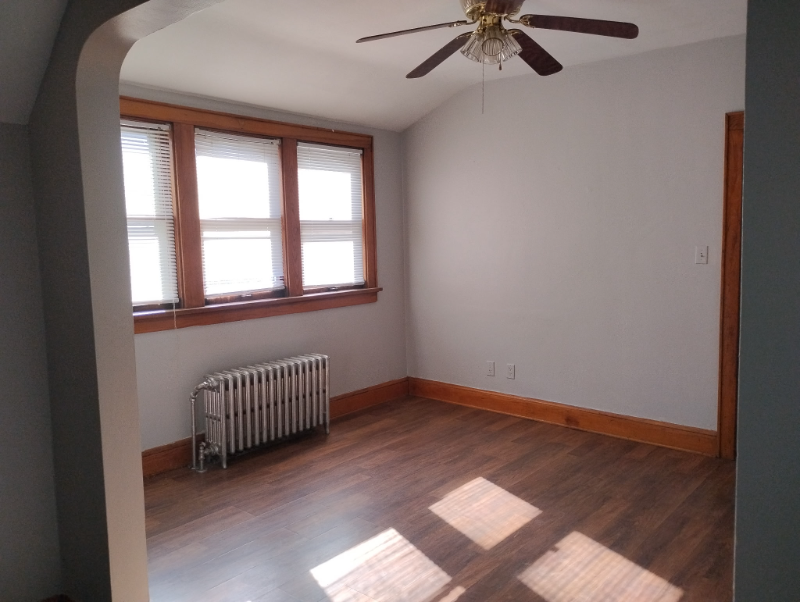 2523 S 12th St - Photo 4 of 4