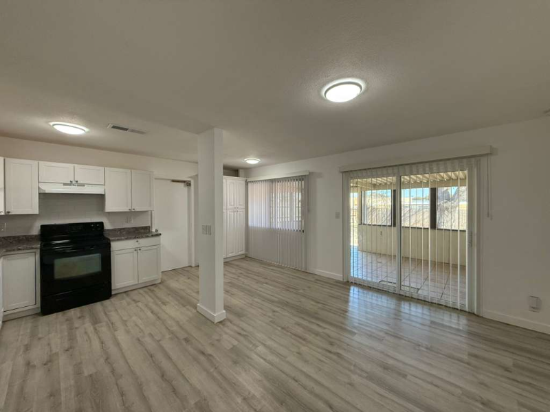 164 Lost Forest St - Photo 4 of 19