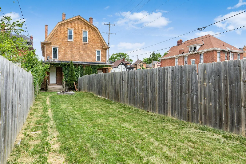 438 S Ohio Ave - Photo 3 of 3