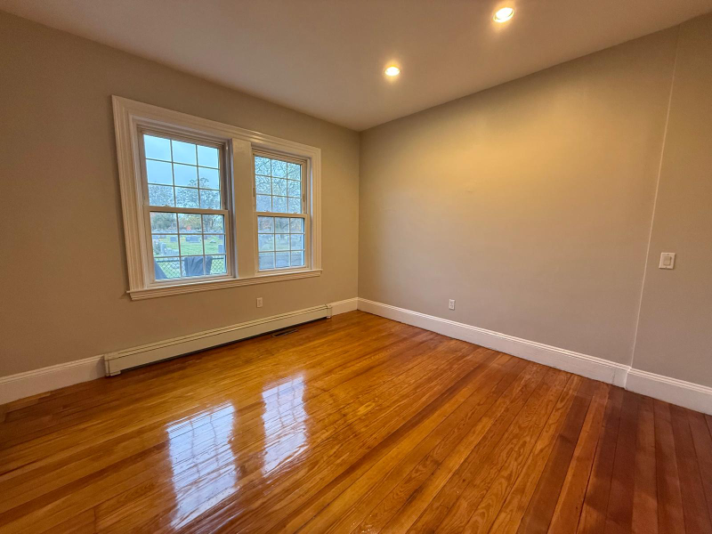 89 Grove St - Photo 2 of 6