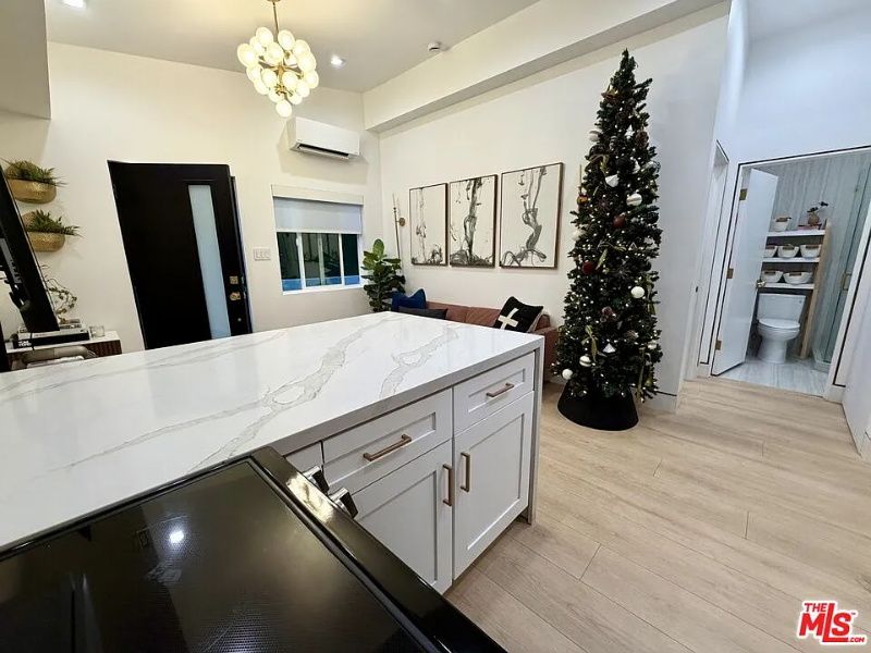 5561 1/2 El Canon Ave #A - Photo 2 of 20