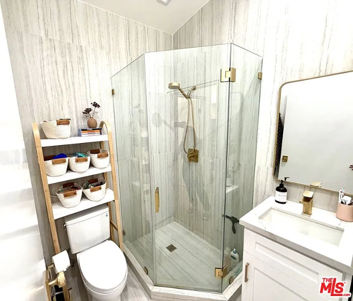 5561 1/2 El Canon Ave #A - Photo 4 of 20