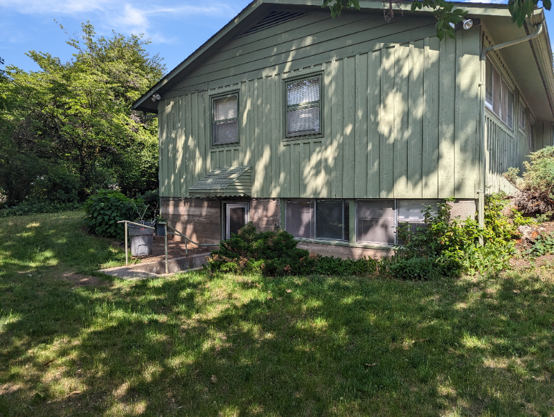 131 W 19th Ave #2 - Photo 3 of 9