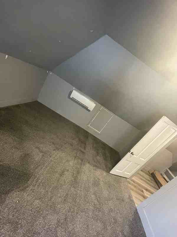 406 W Morrison St #B - Photo 2 of 8