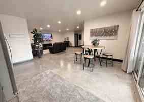 featured image of 921 S Haley Ave