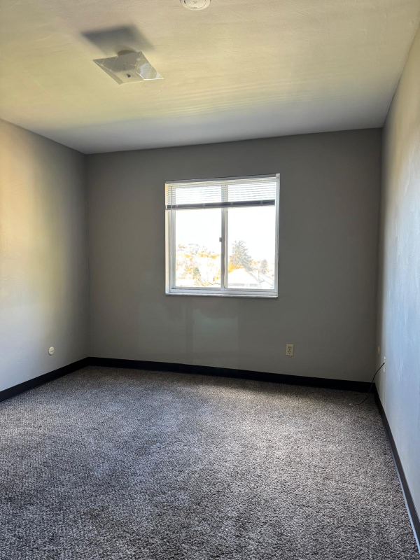 5501 Verona Rd #101 - Photo 4 of 9