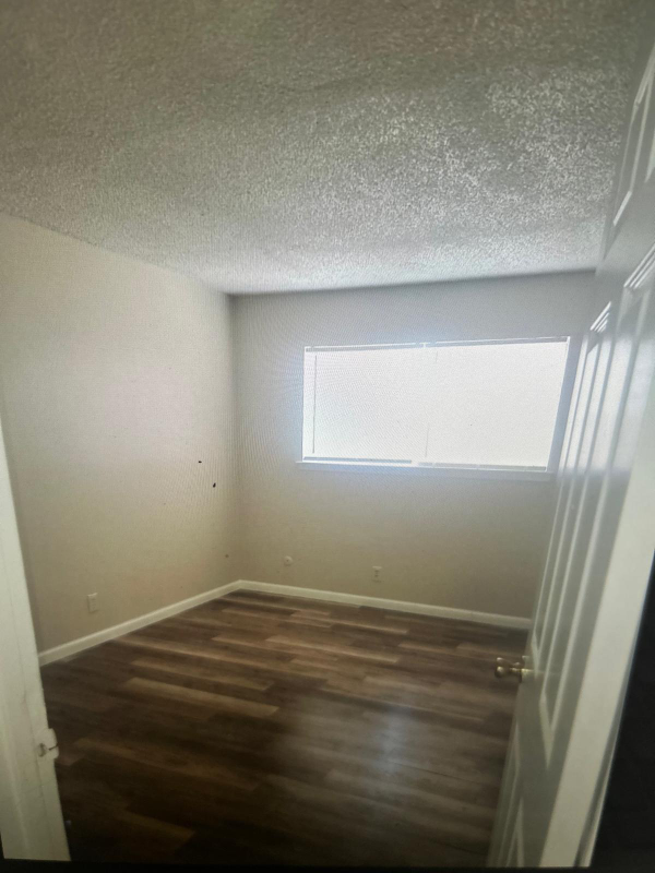 1321 E San Bruno Ave #H - Photo 4 of 8