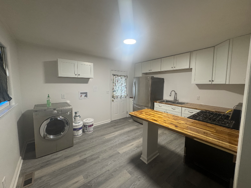 4343 Summerhill Dr - Photo 2 of 9