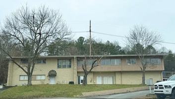 featured image of 3400 Betty Ln #3403