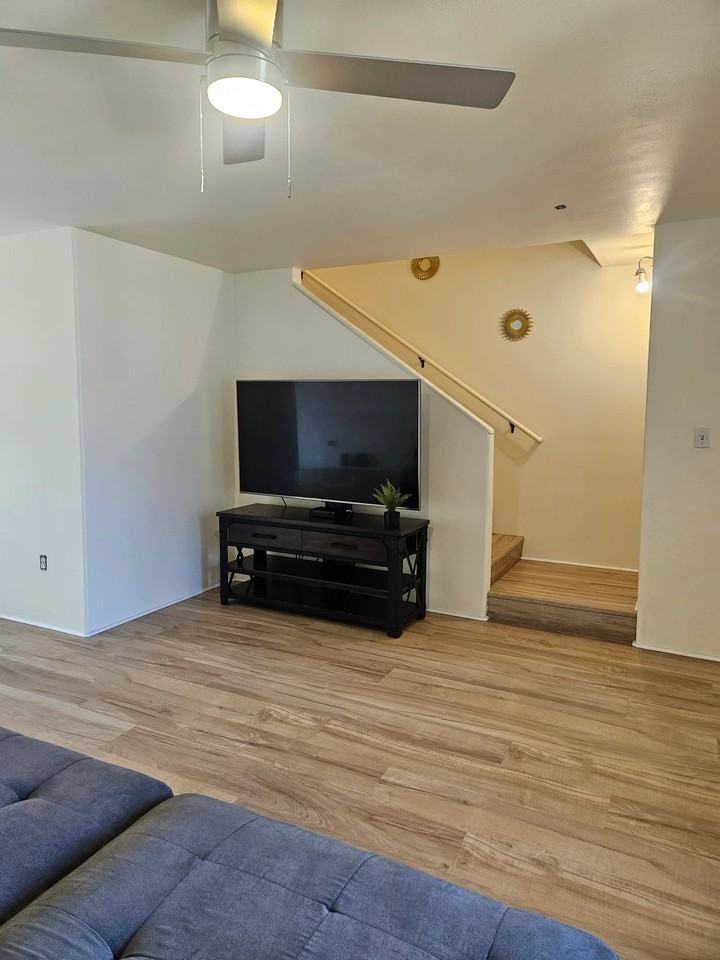 647 Meakanu Ln #502 - Photo 4 of 20