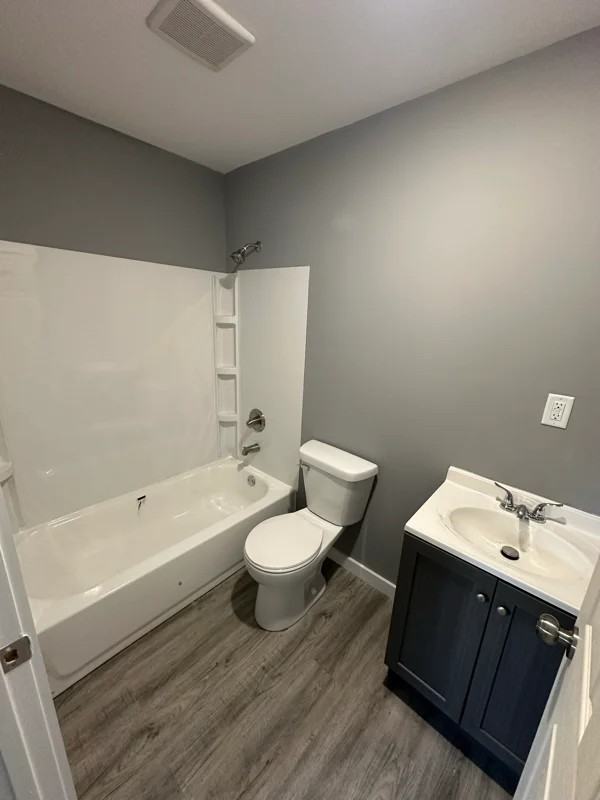 504 W Hackberry St #1 - Photo 4 of 6