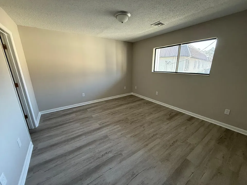 4807 Little River Rd #7 - Photo 7 of 10