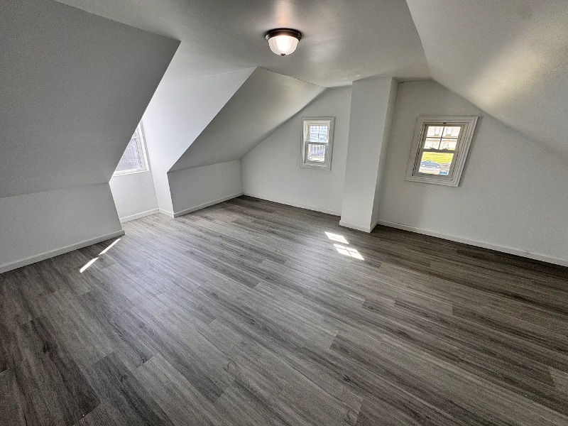 1716 N 6th St - Photo 6 of 8