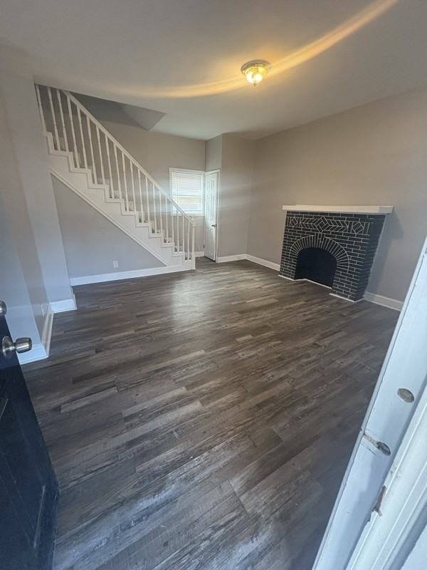 2525 W Cold Spring Ln - Photo 2 of 16