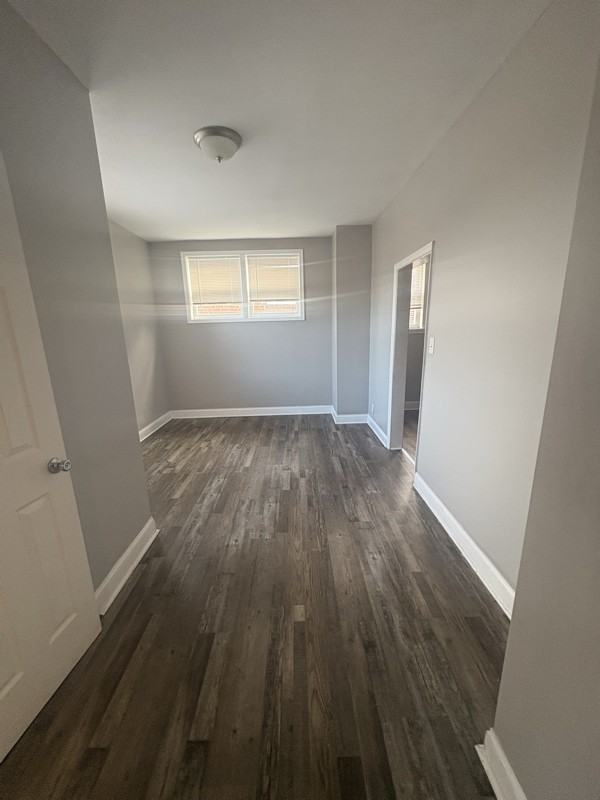 2525 W Cold Spring Ln - Photo 4 of 16