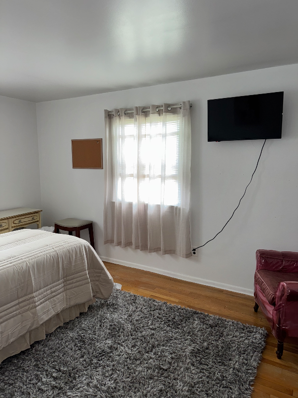 109 Dauntly St - Photo 3 of 9